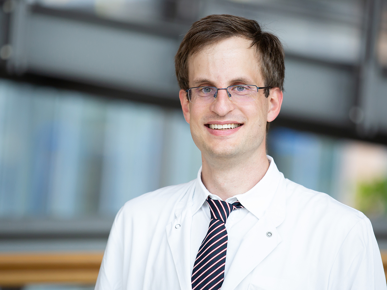 Dr. Thomas von Ahnen