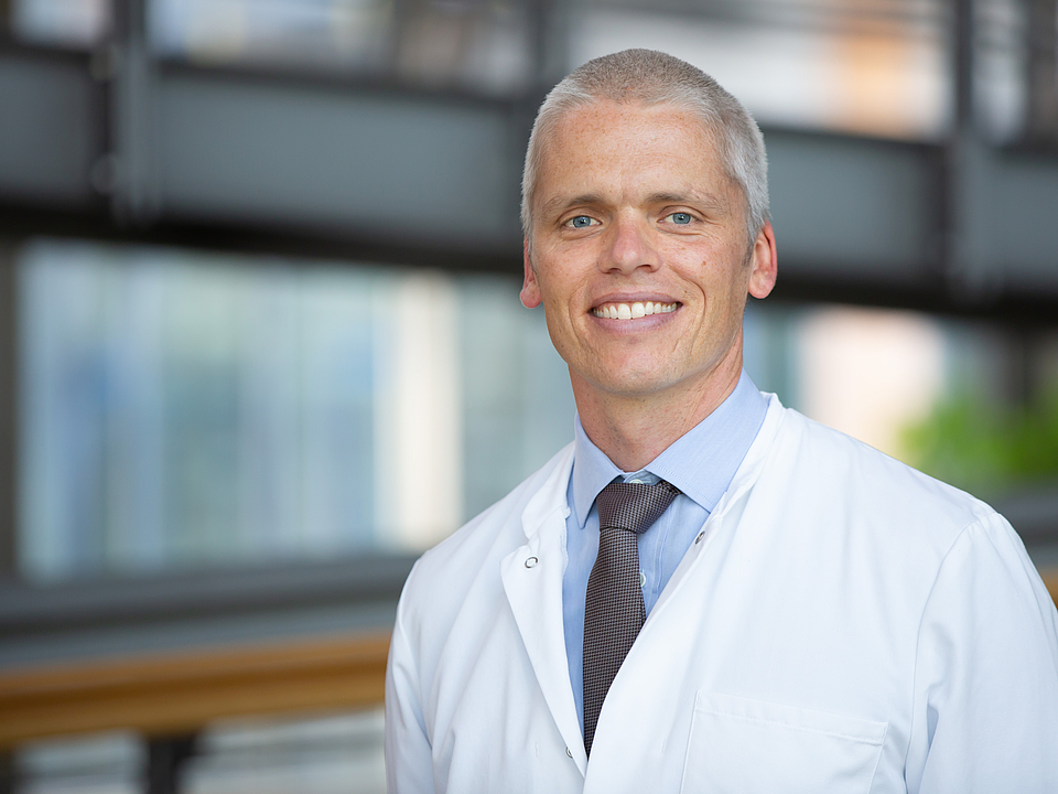 Dr. Andeas Bürkner