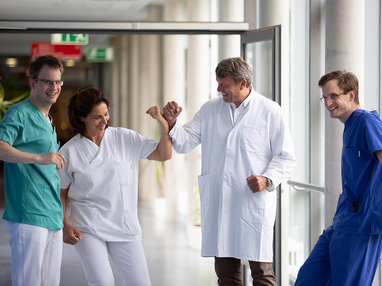 Gruppenfoto von Ärzten Ein Gruppenfoto von Ärzten der Viszeral-, Gefäß- und Endokrinen Chirurgie.