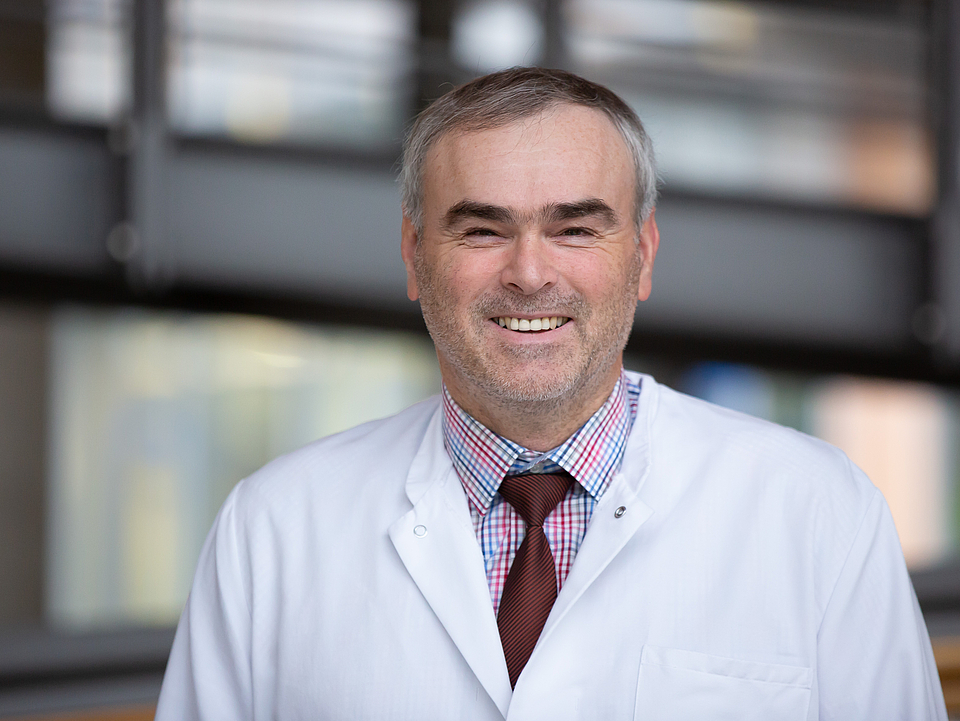 Dr. Kienzl